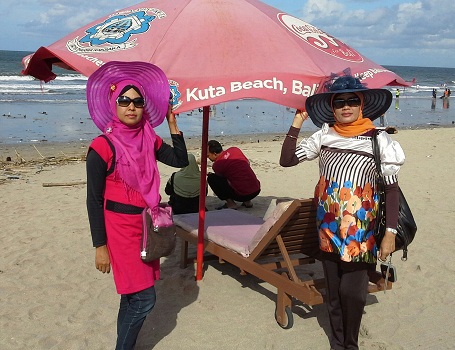 Dokumentasi Foto Pagi Hari Di Pantai Kuta Bali